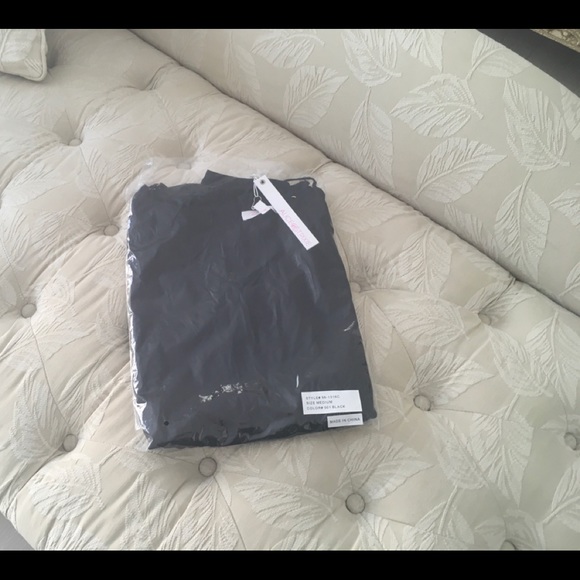 Alice & Trixie Sleeveless Silk Short Jumpsuit, Blk - Picture 5 of 8